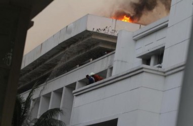 Kebakaran Kantor BPOM, Api Baru Padam Setelah 4 Jam